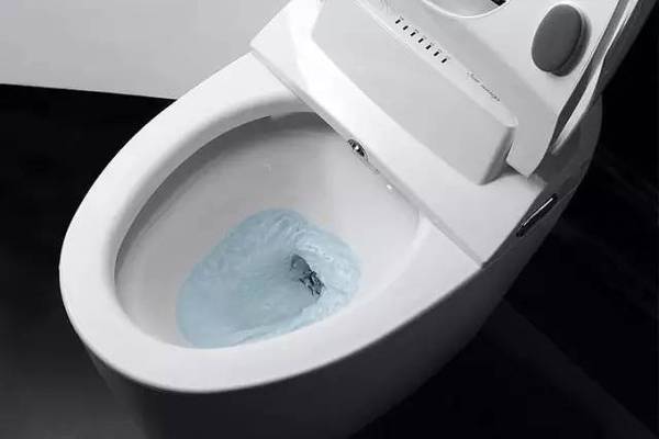 上海：电磁炉出现异味怎么办？啄木鸟给您完美解决方案